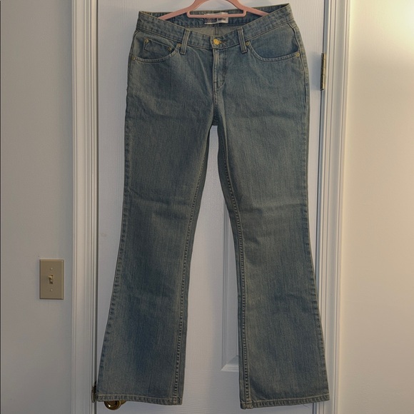 NWOT Women’s Levi Strauss Signature Low Rise Bootcut Jeans Misses Size 8 Blue - Picture 3 of 8